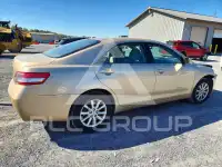 2011 Toyota CAMRY фото