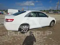 2011 Toyota CAMRY фото