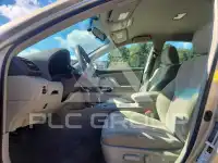 2011 Toyota CAMRY фото