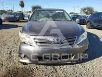 2011 Toyota CAMRY фото