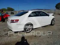 2011 Toyota CAMRY photo