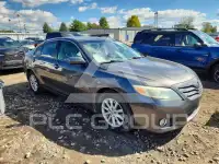 2011 Toyota CAMRY фото