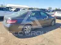 2011 Toyota CAMRY фото