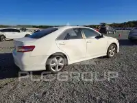 2011 Toyota CAMRY фото