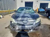2011 Toyota CAMRY фото