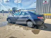 2011 Toyota CAMRY фото