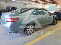 2011 Toyota CAMRY фото