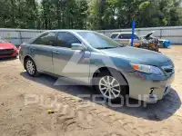 2011 Toyota CAMRY фото