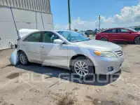 2011 Toyota CAMRY фото