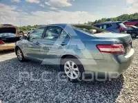 2011 Toyota CAMRY фото