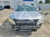 2011 Toyota CAMRY фото