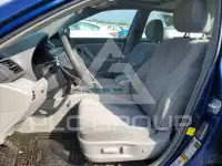 2011 Toyota CAMRY фото