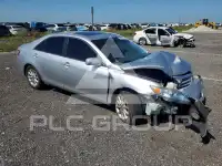 2011 Toyota CAMRY фото