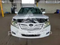 2011 Toyota CAMRY фото