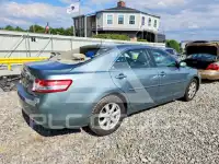 2011 Toyota CAMRY фото