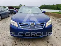 2011 Toyota CAMRY фото
