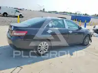 2011 Toyota CAMRY фото
