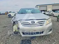 2011 Toyota CAMRY фото