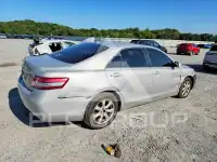 2011 Toyota CAMRY фото