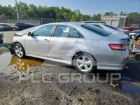 2011 Toyota CAMRY фото