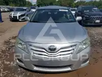 2011 Toyota CAMRY фото