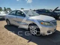 2011 Toyota CAMRY photo