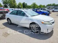 2011 Toyota CAMRY фото