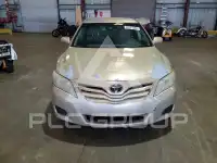 2011 Toyota CAMRY фото