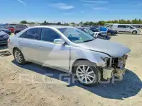2011 Toyota CAMRY фото