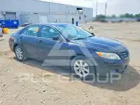2011 Toyota CAMRY фото