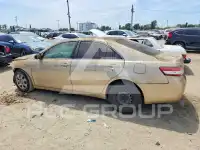2011 Toyota CAMRY фото