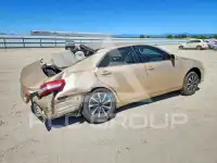 2011 Toyota CAMRY фото