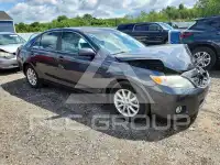 2011 Toyota CAMRY фото
