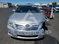 2011 Toyota CAMRY фото