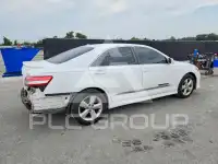 2011 Toyota CAMRY фото