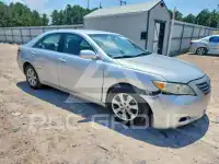 2011 Toyota CAMRY фото