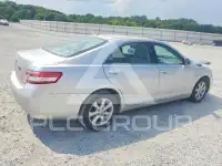 2011 Toyota CAMRY фото