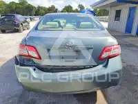 2011 Toyota CAMRY photo