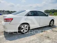 2011 Toyota CAMRY фото