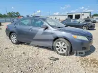 2011 Toyota CAMRY фото