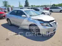 2011 Toyota CAMRY фото