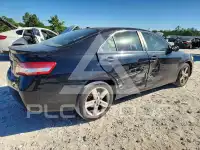 2011 Toyota CAMRY фото