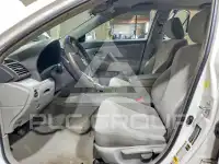 2011 Toyota CAMRY фото
