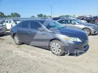 2011 Toyota CAMRY фото
