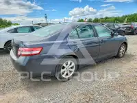 2011 Toyota CAMRY фото