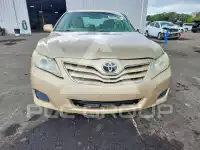 2011 Toyota CAMRY фото