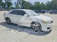 2011 Toyota CAMRY фото