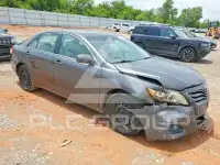 2011 Toyota CAMRY фото