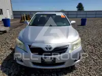 2011 Toyota CAMRY фото