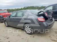 2011 Toyota CAMRY фото